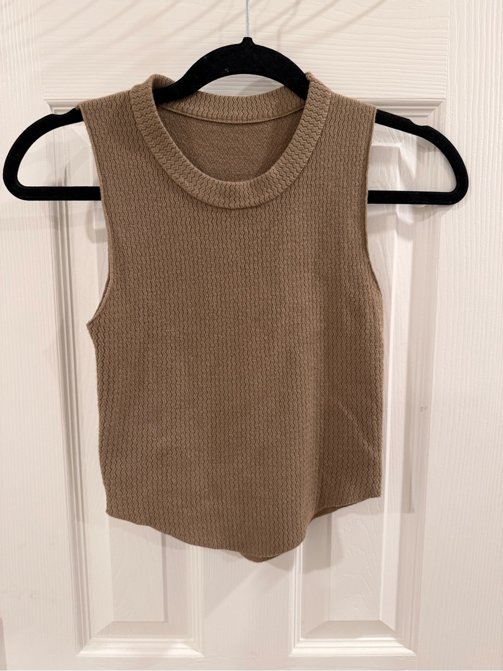 Brown Women’s Ribbed Knit Crop Tank Top, Size Small